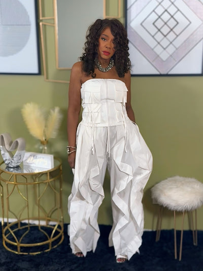 Beach Bum Ruffle Pants - White (Regular & Curvy Sizes)